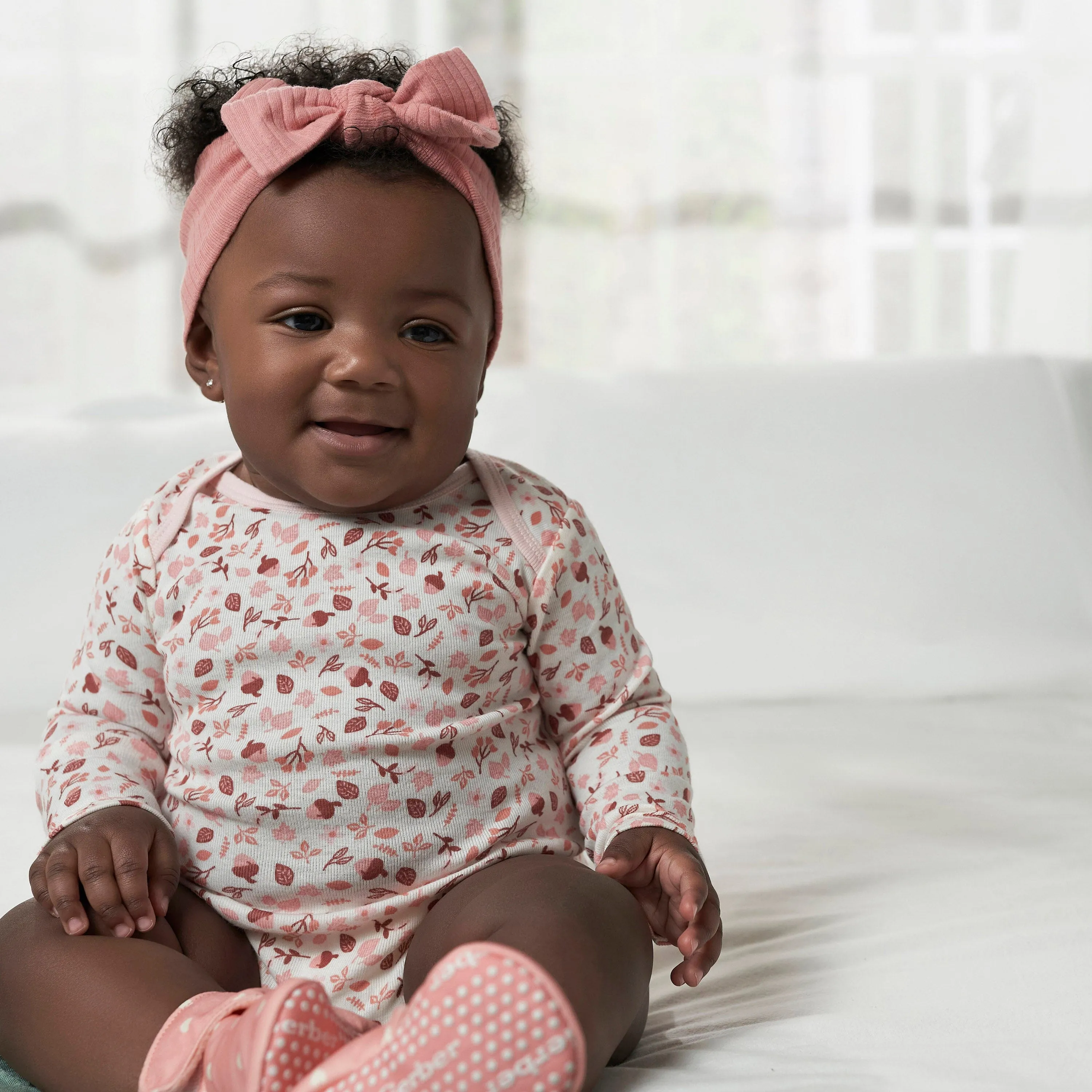 6-Pack Baby Girls Leaves Onesies Bodysuits Gerber Childrenswea
