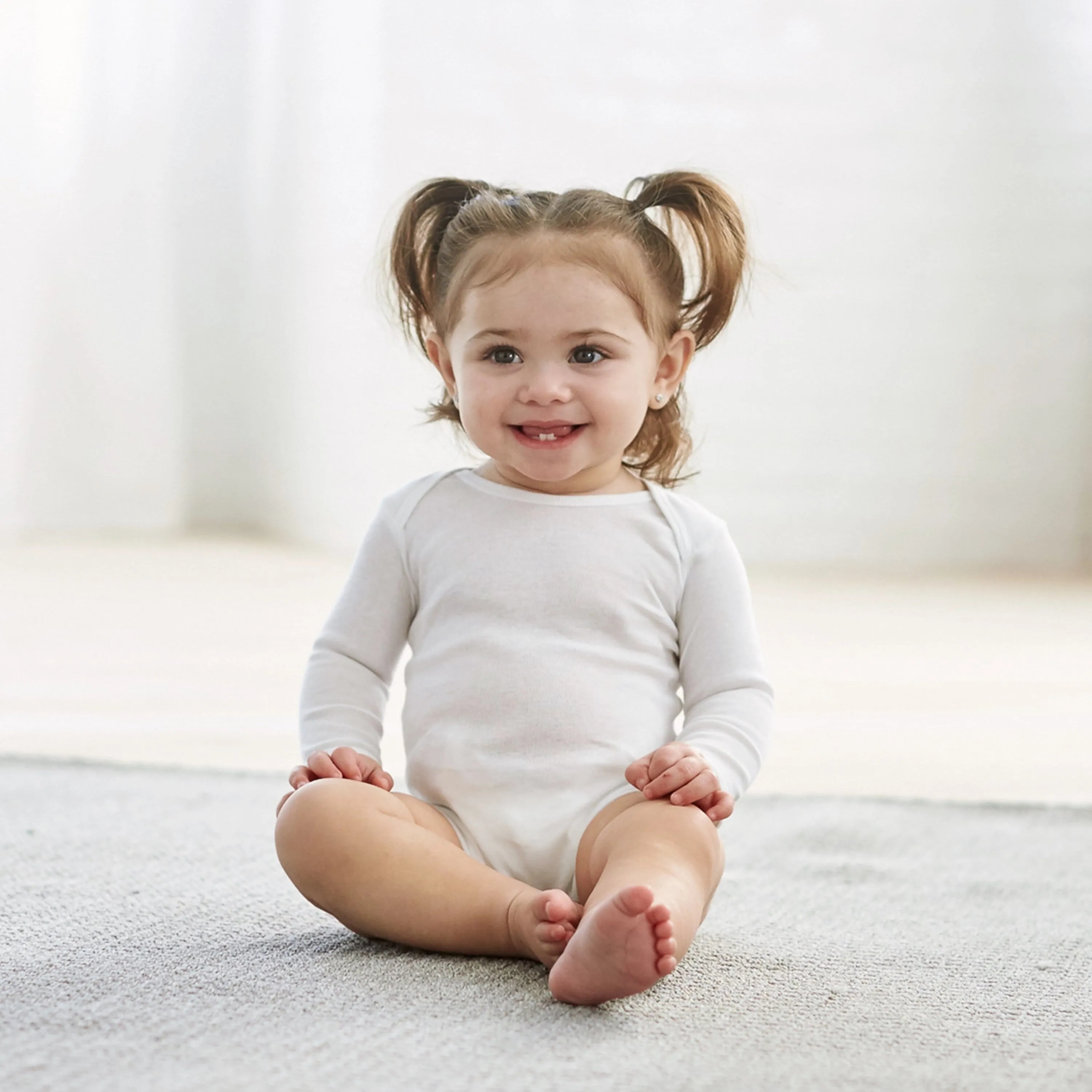 8-Pack Baby Neutral White Long and Short Sleeve Onesies Brand Bodysuits Gerber Childrenswea
