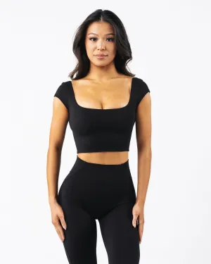 Aura Reya Top - Black Alphalete Athletics