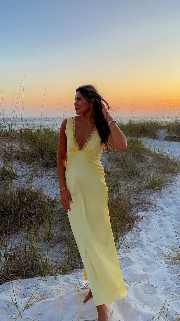 Basiano Maxi Dress - Yellow / Lace Billy J
