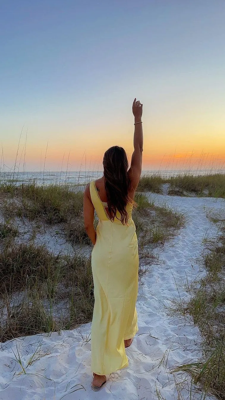 Basiano Maxi Dress - Yellow / Lace Billy J