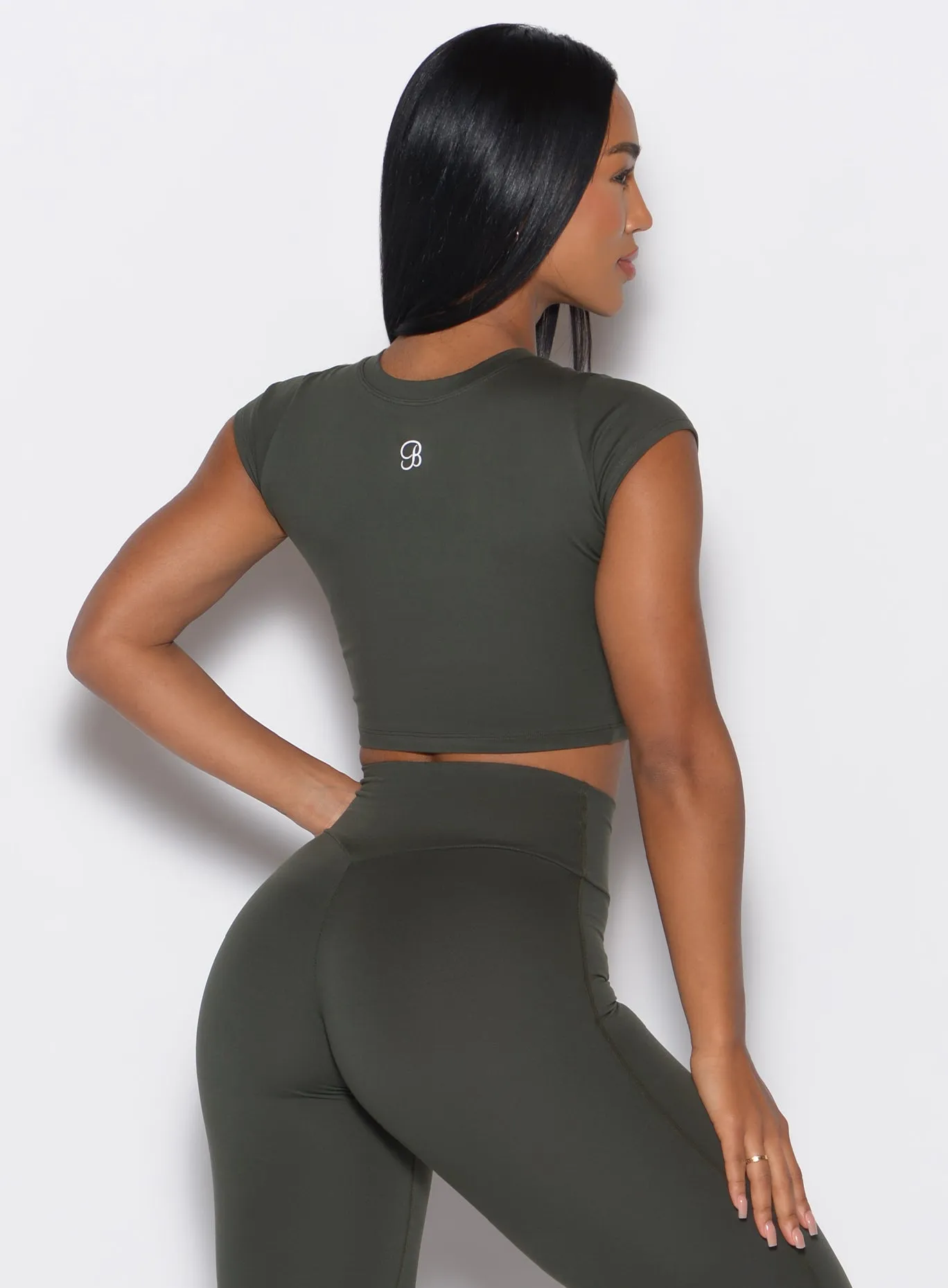 Fit Fam Active Tee Bombshell