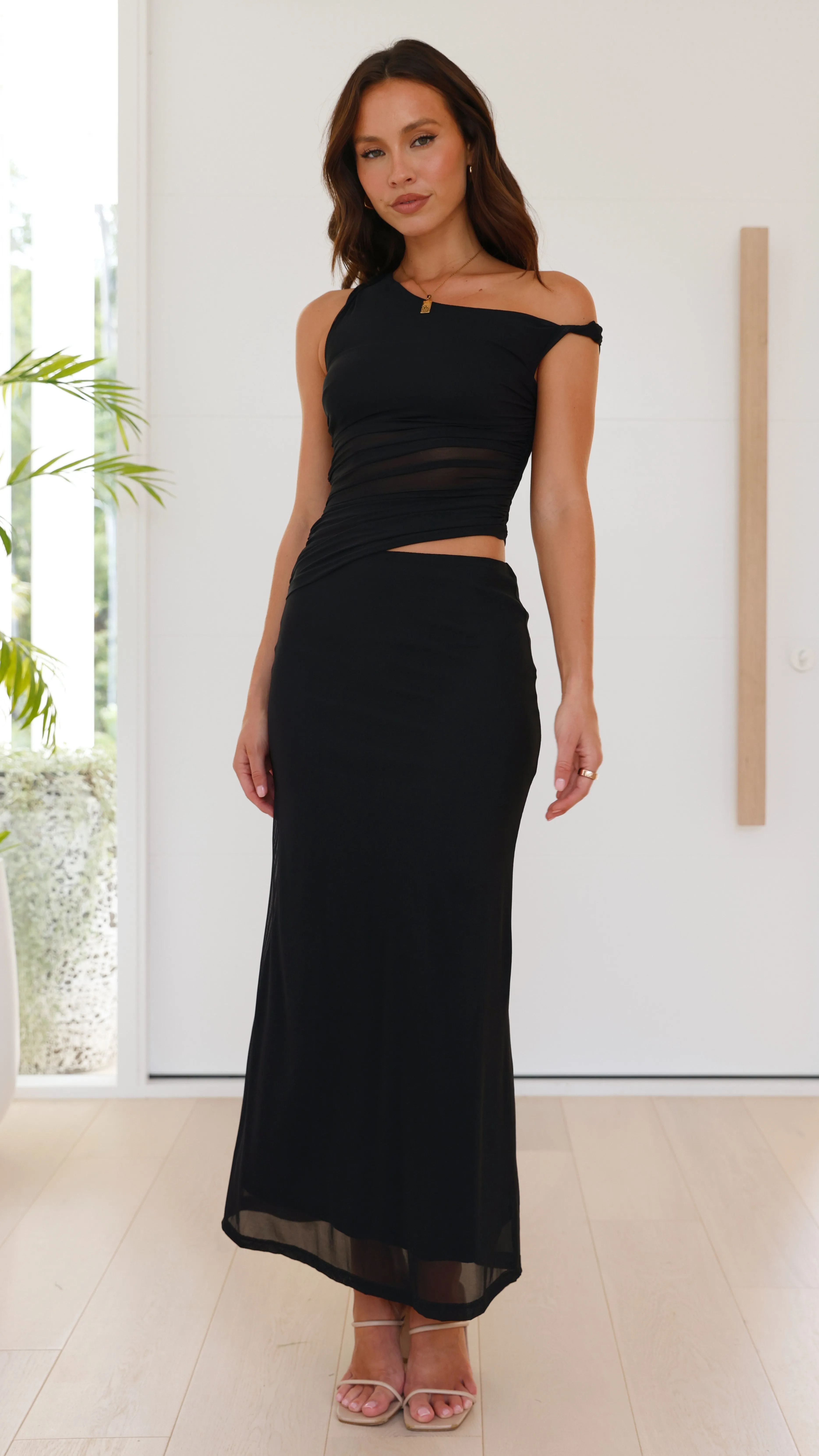 Iantha Maxi Dress - Black Billy J