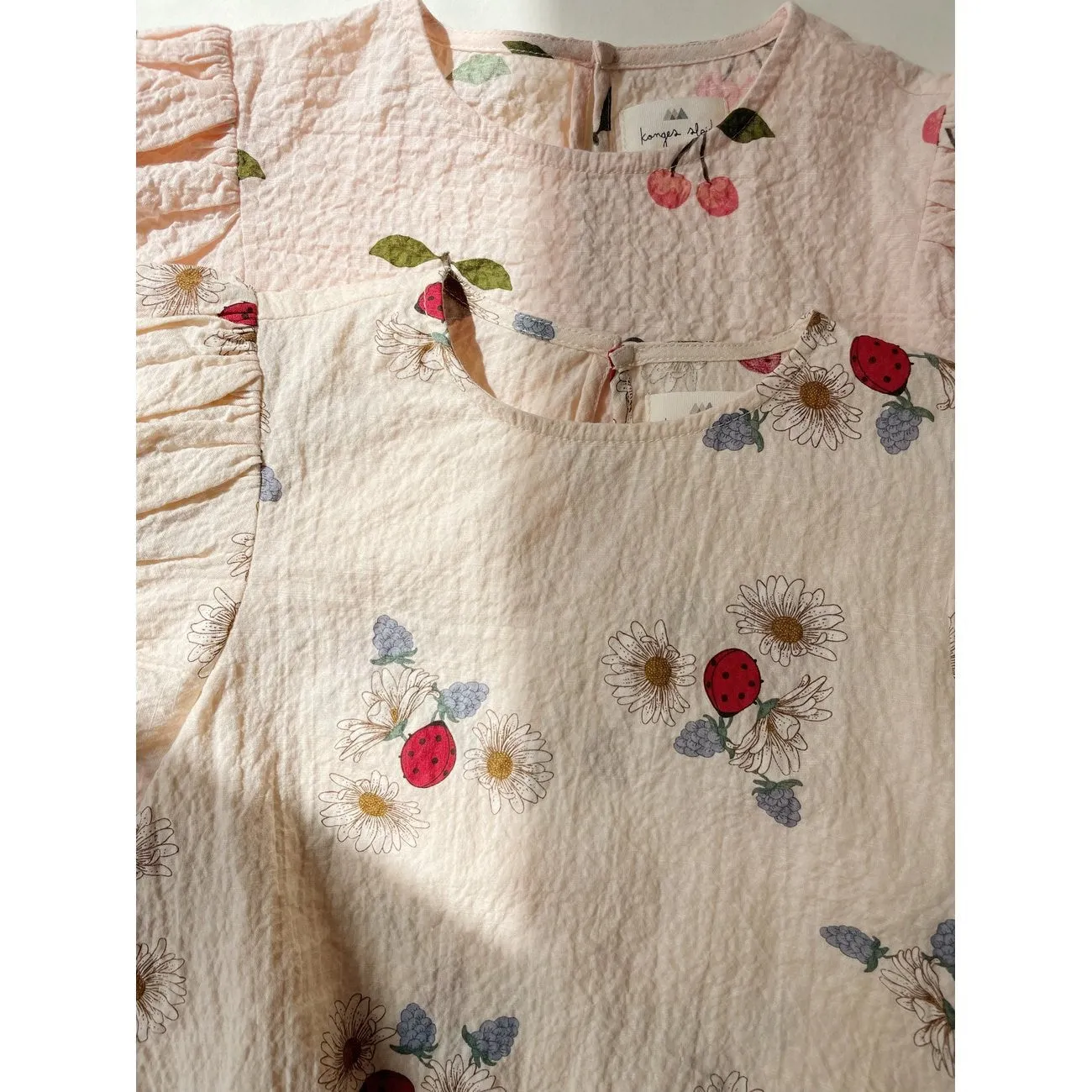 Konges Sljd Ladybug Vida Puff-sleeves Top