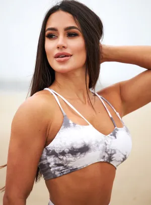 Topnotch Bra Bombshell