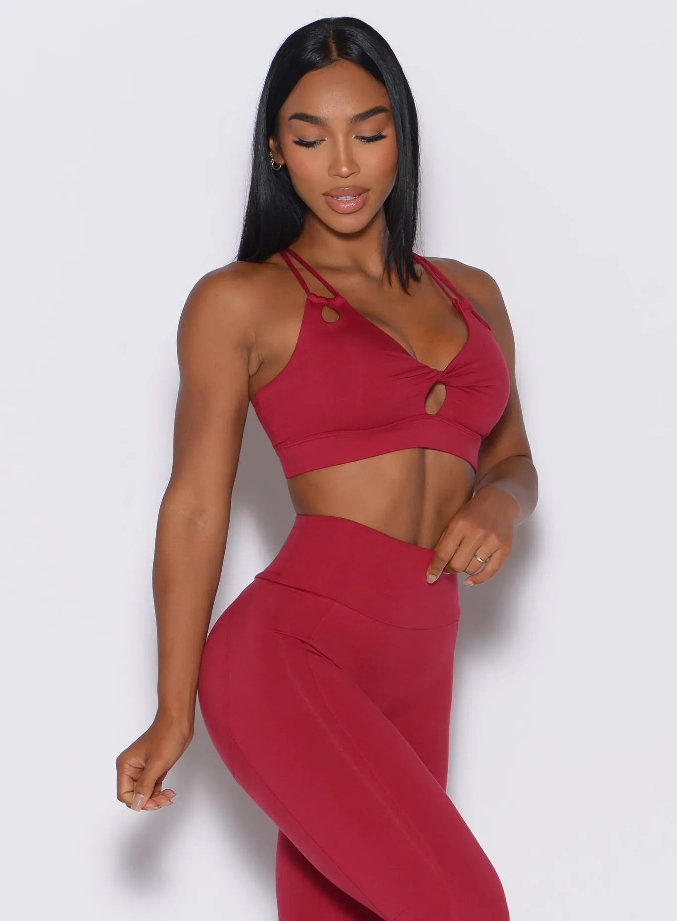 Twist Sports Bra Bombshell