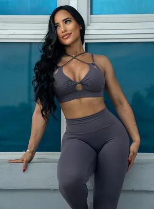 Twist Sports Bra Bombshell