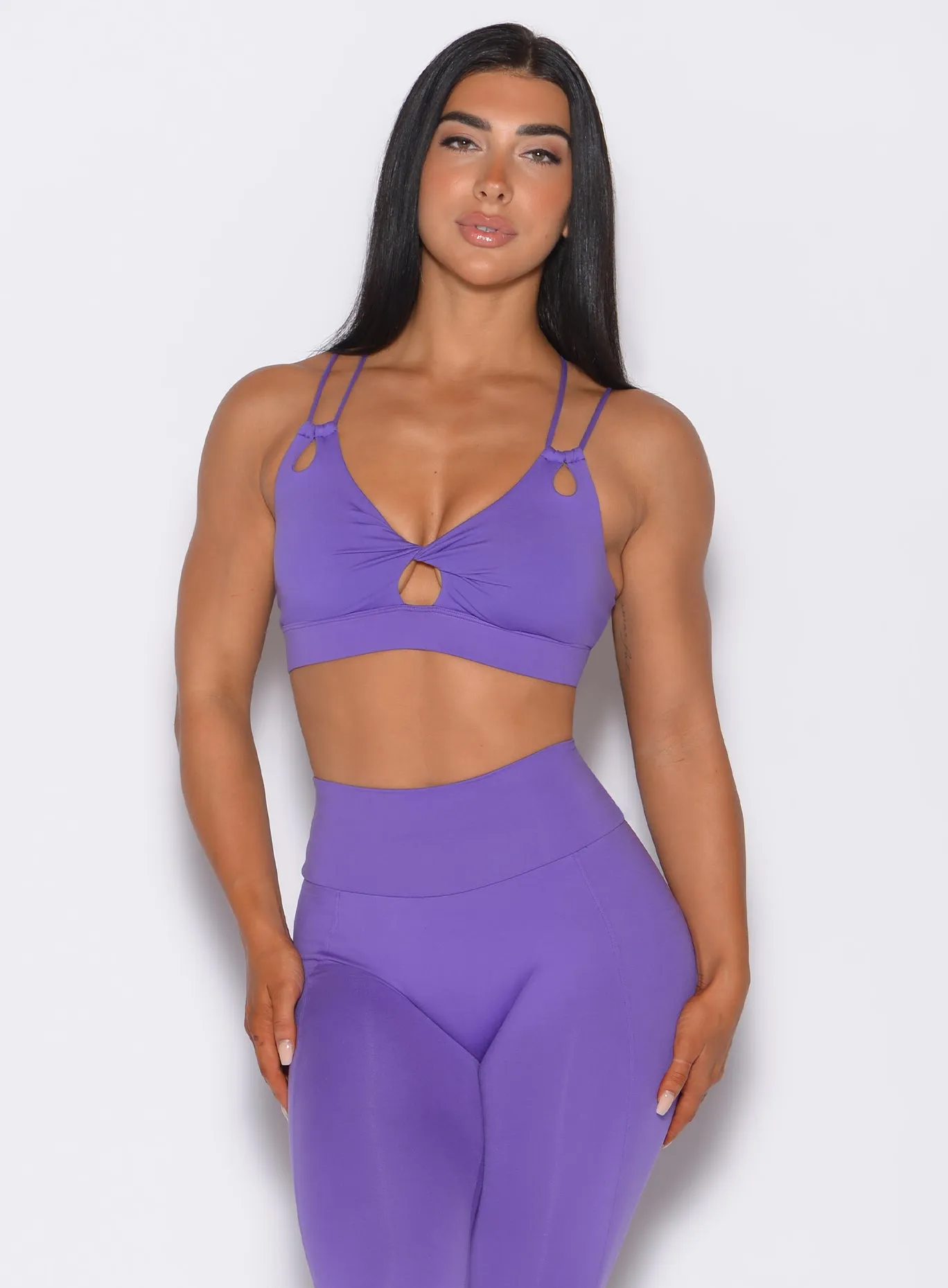 Twist Sports Bra Bombshell